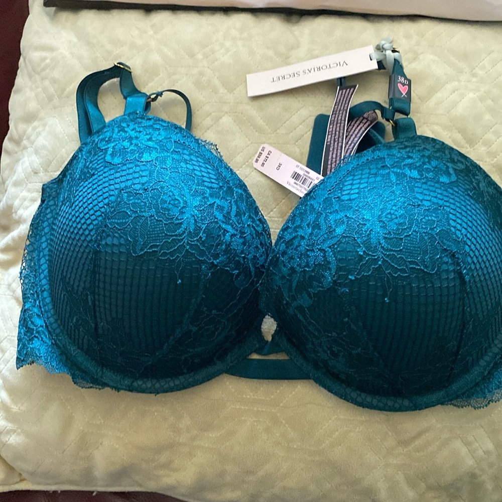Victoria’s Secret Bra